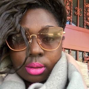 Meet your Posher, Gabrielle